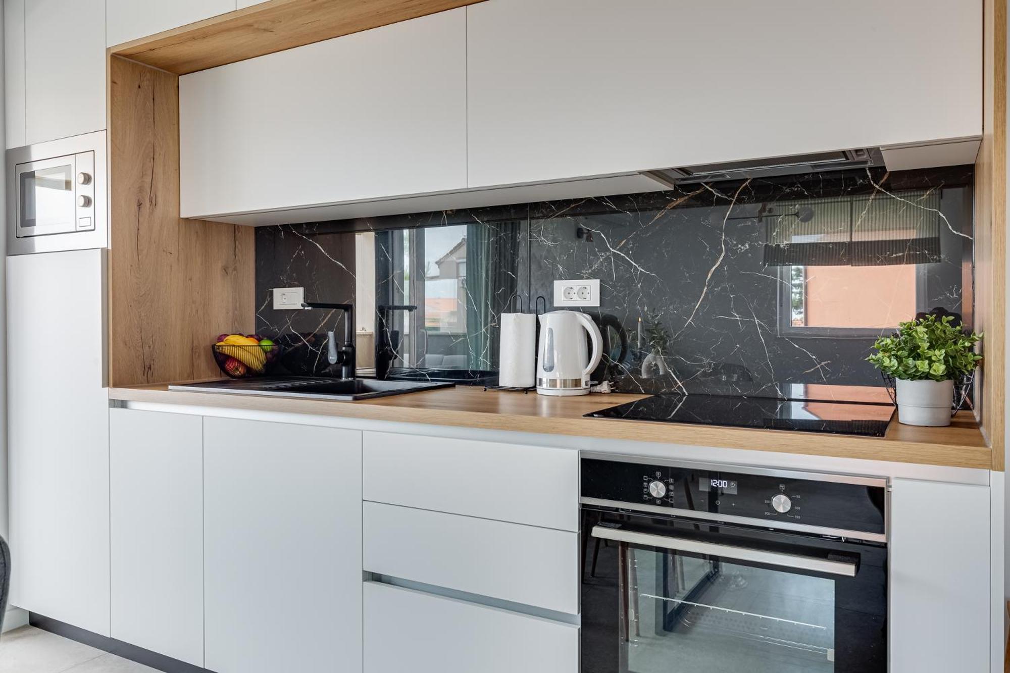 Salt Bloom Apartment *